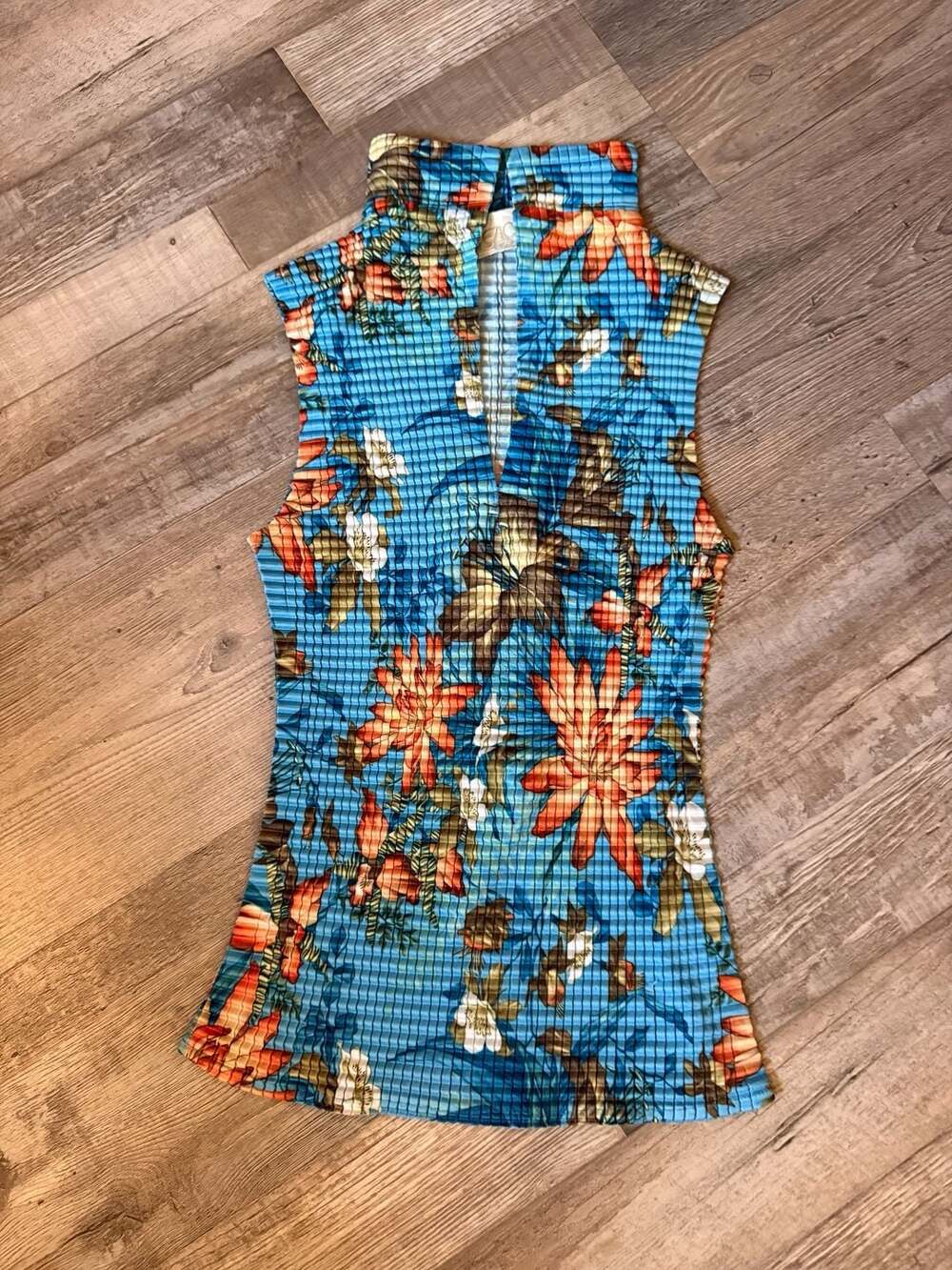 Cache Sleeveless Floral Plaid Pleated Top One Size